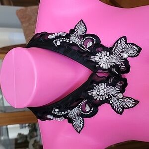 Beaded Bling Rhinestone  Detachable Collar Black Scalloped Layering Piece